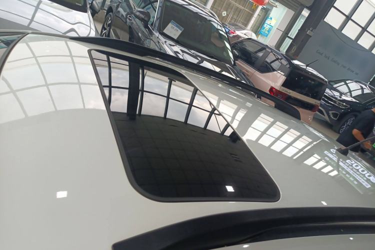 Used Kia KX Cross 2018 1.6L Automatic Dynamic Sunroof Version Roof