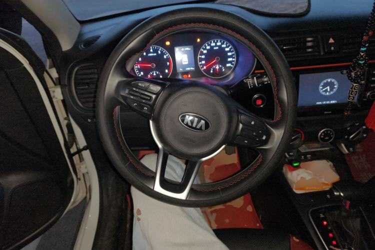 Used Kia KX Cross 2018 1.6L Automatic Dynamic Sunroof Version Steering Wheel
