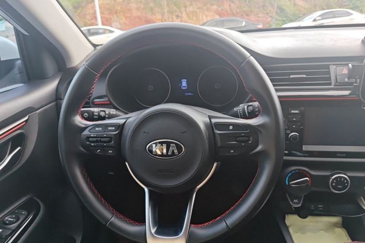 Used Kia KX Cross 2018 1.6L Automatic Dynamic Sunroof Version Steering Wheel