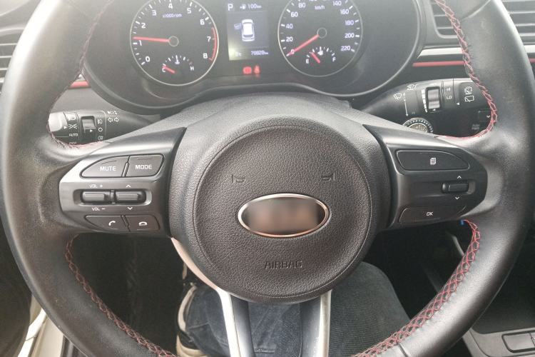 Used Kia KX Cross 2018 1.6L Automatic Dynamic Sunroof Version Steering Wheel