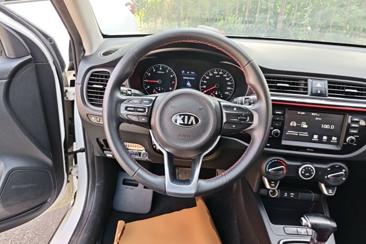 Used Kia KX Cross 2018 1.6L Automatic Dynamic Sunroof Version Steering Wheel