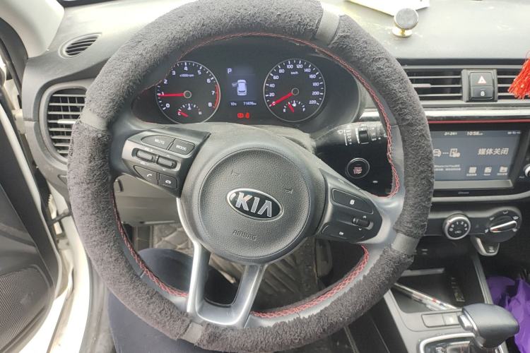 Used Kia KX Cross 2018 1.6L Automatic Dynamic Sunroof Version Steering Wheel