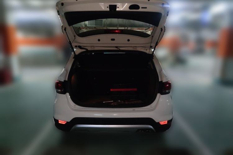 Used Kia KX Cross 2018 1.6L Automatic Dynamic Sunroof Version Trunk