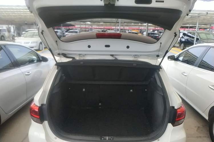 Used Kia KX Cross 2018 1.6L Automatic Dynamic Sunroof Version Trunk