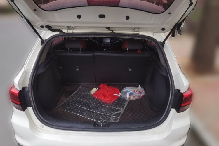 Used Kia KX Cross 2018 1.6L Automatic Dynamic Sunroof Version Trunk