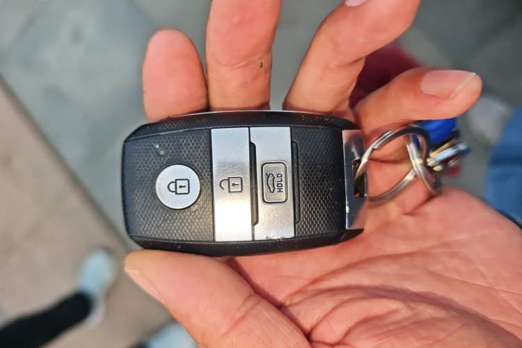 Used Kia KX Cross 2018 1.6L Automatic Dynamic Sunroof Version Vehicle Key