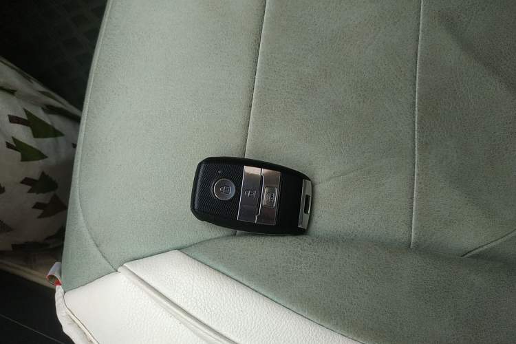 Used Kia KX Cross 2018 1.6L Automatic Dynamic Sunroof Version Vehicle Key