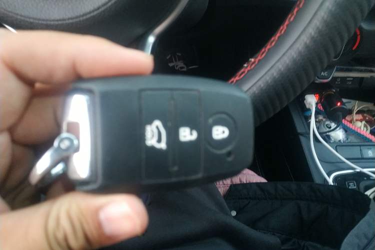 Used Kia KX Cross 2018 1.6L Automatic Dynamic Sunroof Version Vehicle Key