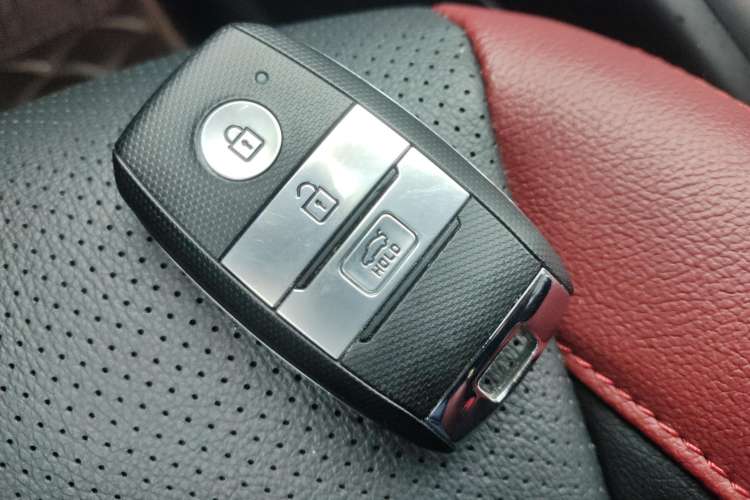 Used Kia KX Cross 2018 1.6L Automatic Dynamic Sunroof Version Vehicle Key