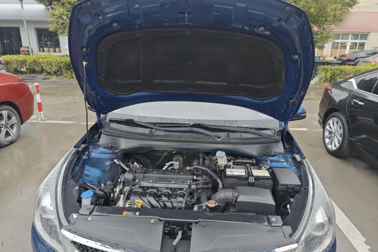 Used Kia KX Cross 2019 1.6L Automatic Dynamic Sunroof Version China VI Engine Bay