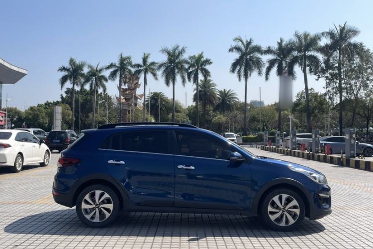 Used Kia KX Cross 2019 1.6L Automatic Dynamic Sunroof Version China VI Exterior 3