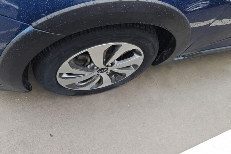 Used Kia KX Cross 2019 1.6L Automatic Dynamic Sunroof Version China VI Exterior 4