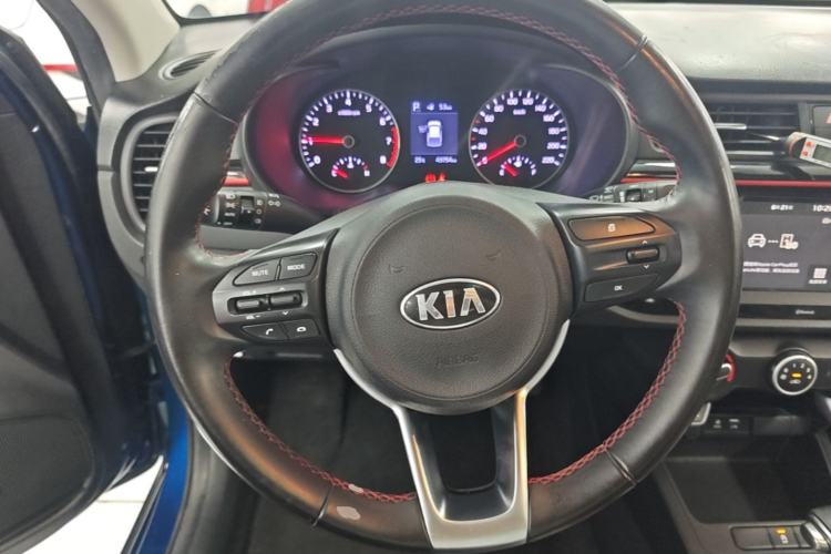 Used Kia KX Cross 2019 1.6L Automatic Dynamic Sunroof Version China VI Steering Wheel