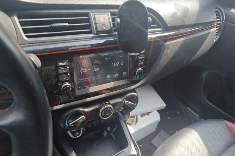 Used Kia KX Cross 2019 1.6L Automatic Dynamic Sunroof Version China VI Audio And AC Panel