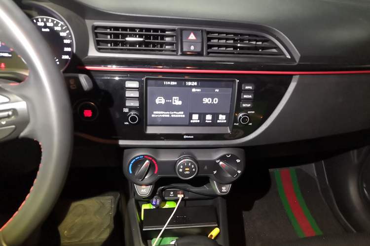 Used Kia KX Cross 2019 1.6L Automatic Dynamic Sunroof Version China VI Audio And AC Panel