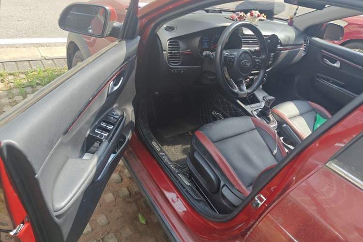 Used Kia KX Cross 2019 1.6L Automatic Dynamic Sunroof Version China VI Driver Seat
