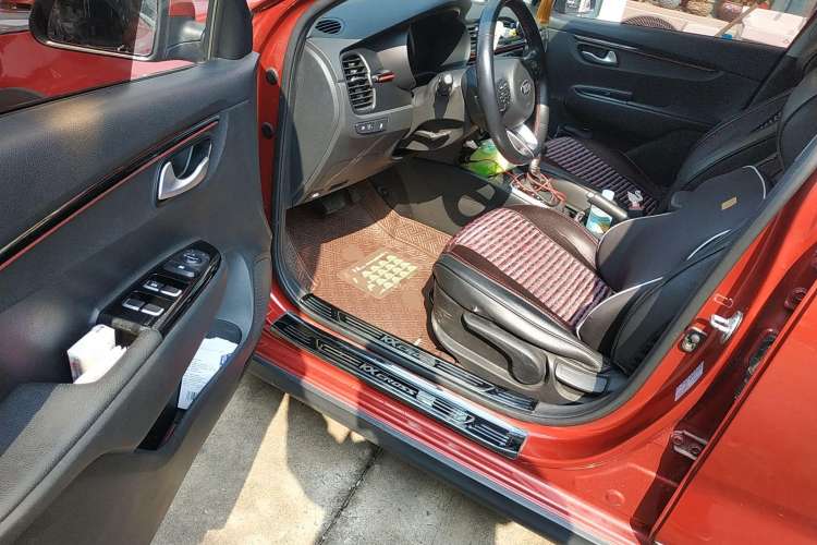 Used Kia KX Cross 2019 1.6L Automatic Dynamic Sunroof Version China VI Driver Seat