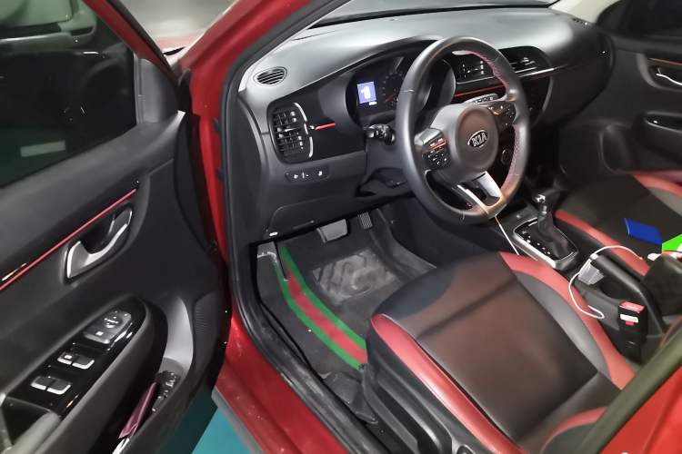 Used Kia KX Cross 2019 1.6L Automatic Dynamic Sunroof Version China VI Driver Seat