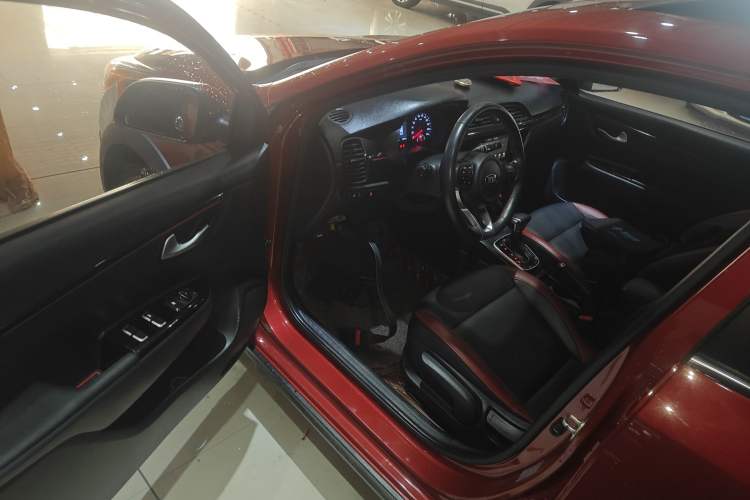 Used Kia KX Cross 2019 1.6L Automatic Dynamic Sunroof Version China VI Driver Seat