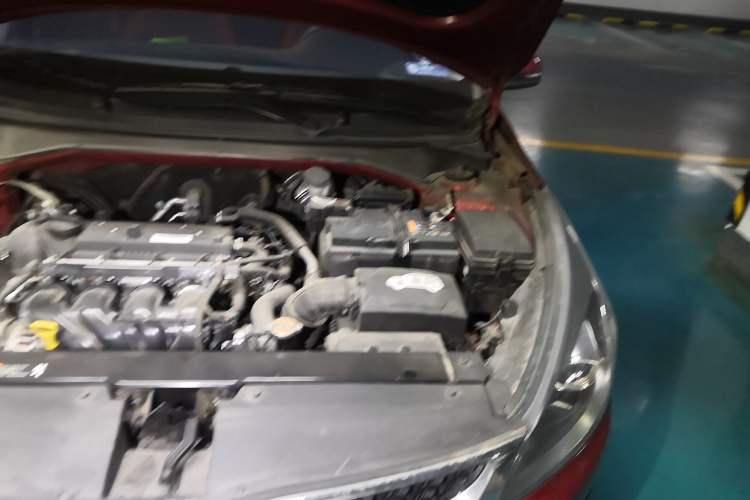 Used Kia KX Cross 2019 1.6L Automatic Dynamic Sunroof Version China VI Engine Bay Left