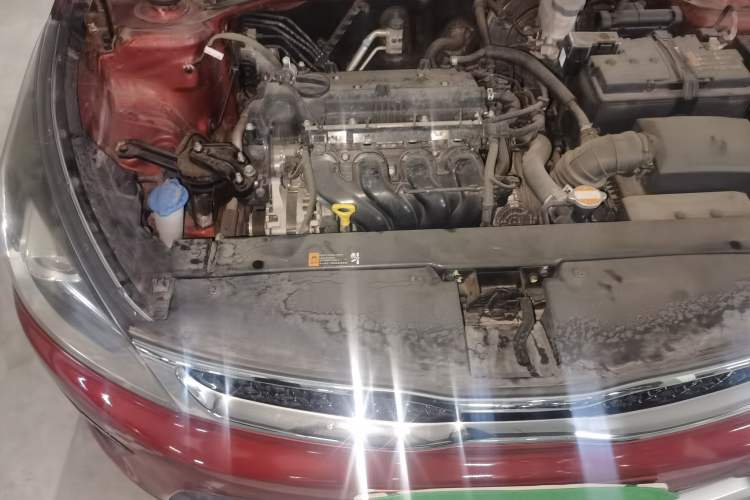 Used Kia KX Cross 2019 1.6L Automatic Dynamic Sunroof Version China VI Engine Bay Right