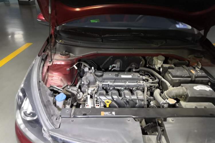 Used Kia KX Cross 2019 1.6L Automatic Dynamic Sunroof Version China VI Engine Bay Right