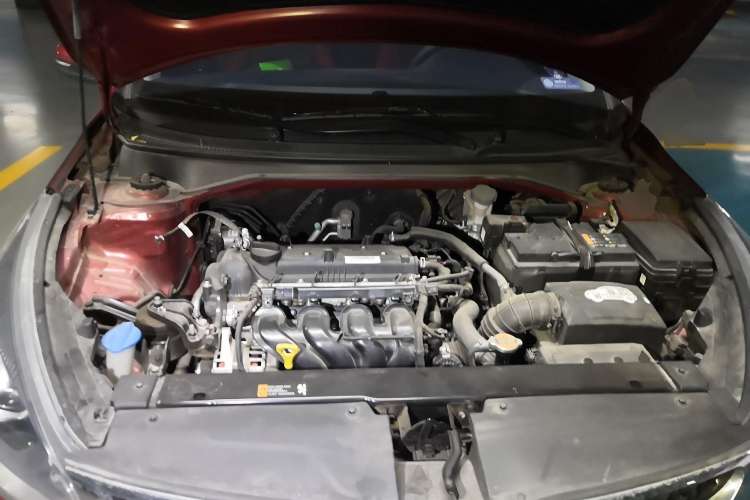 Used Kia KX Cross 2019 1.6L Automatic Dynamic Sunroof Version China VI Engine Bay