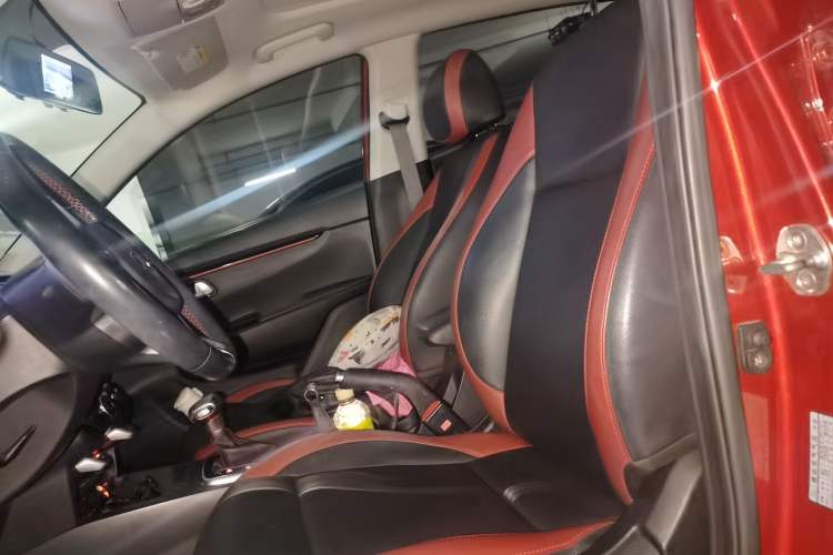 Used Kia KX Cross 2019 1.6L Automatic Dynamic Sunroof Version China VI Left Front Seat