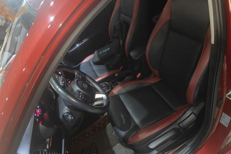 Used Kia KX Cross 2019 1.6L Automatic Dynamic Sunroof Version China VI Left Front Seat