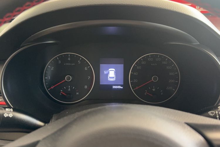 Used Kia KX Cross 2019 1.6L Automatic Dynamic Sunroof Version China VI Odometer Close Up
