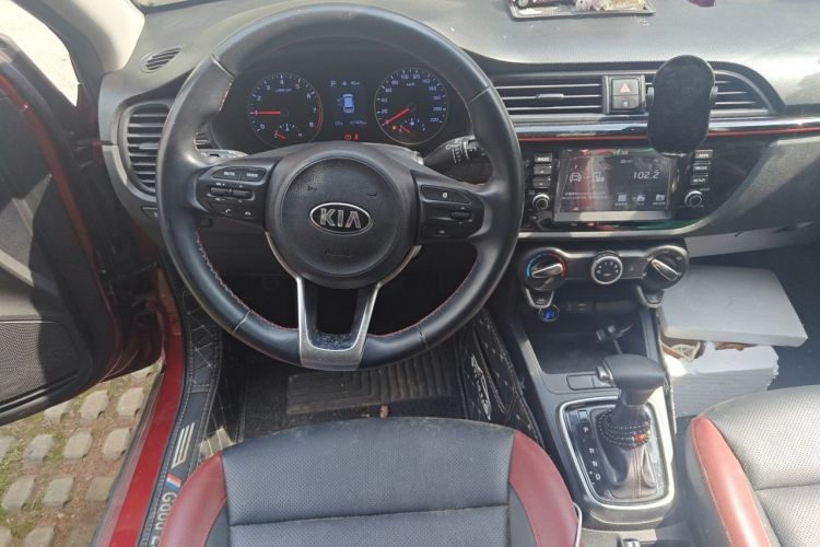 Used Kia KX Cross 2019 1.6L Automatic Dynamic Sunroof Version China VI Steering Wheel