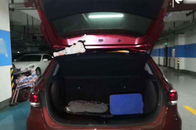 Used Kia KX Cross 2019 1.6L Automatic Dynamic Sunroof Version China VI Trunk