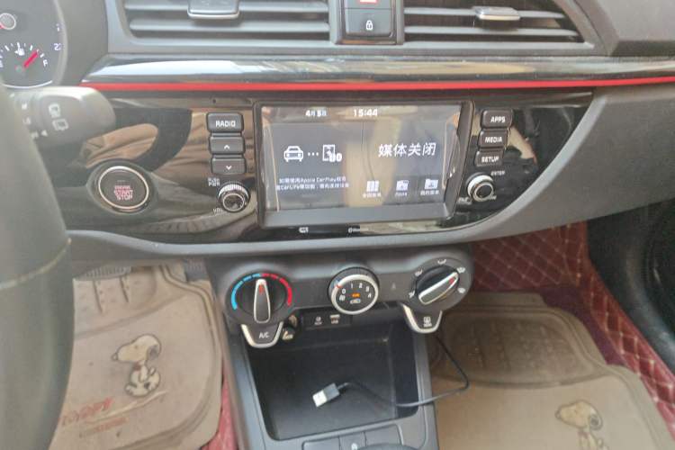 Used Kia KX Cross 2019 1.6L Automatic Dynamic Sunroof Version China VI Audio And AC Panel
