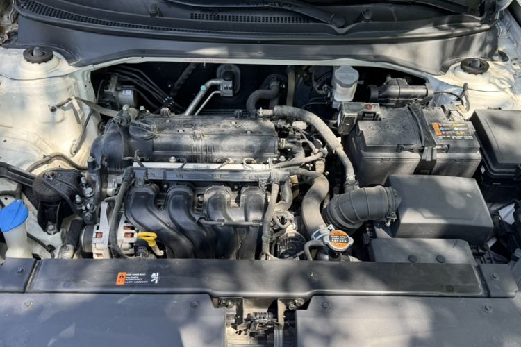 Used Kia KX Cross 2019 1.6L Automatic Dynamic Sunroof Version China VI Engine Bay