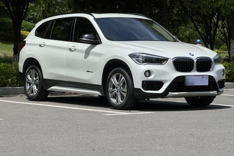 Used Kia KX Cross 2019 1.6L Automatic Dynamic Sunroof Version China VI Exterior 3
