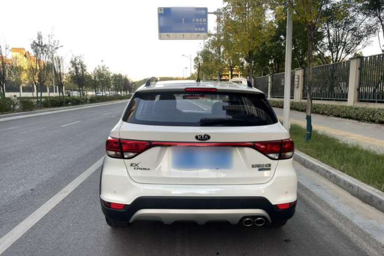 Used Kia KX Cross 2019 1.6L Automatic Dynamic Sunroof Version China VI Exterior 5