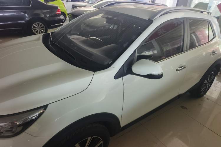 Used Kia KX Cross 2019 1.6L Automatic Dynamic Sunroof Version China VI Exterior 5