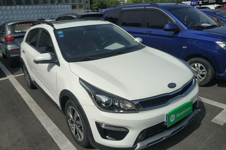 Used Kia KX Cross 2019 1.6L Automatic Dynamic Sunroof Version China VI Front Right 45 Deg