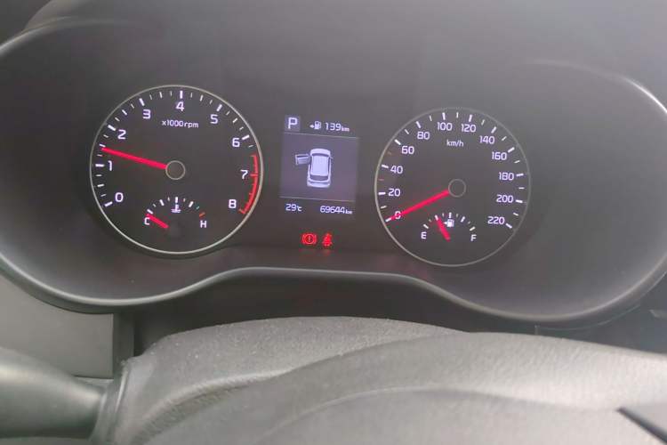 Used Kia KX Cross 2019 1.6L Automatic Dynamic Sunroof Version China VI Instrument Cluster