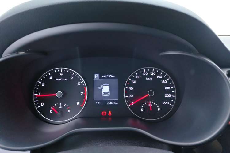 Used Kia KX Cross 2019 1.6L Automatic Dynamic Sunroof Version China VI Instrument Cluster
