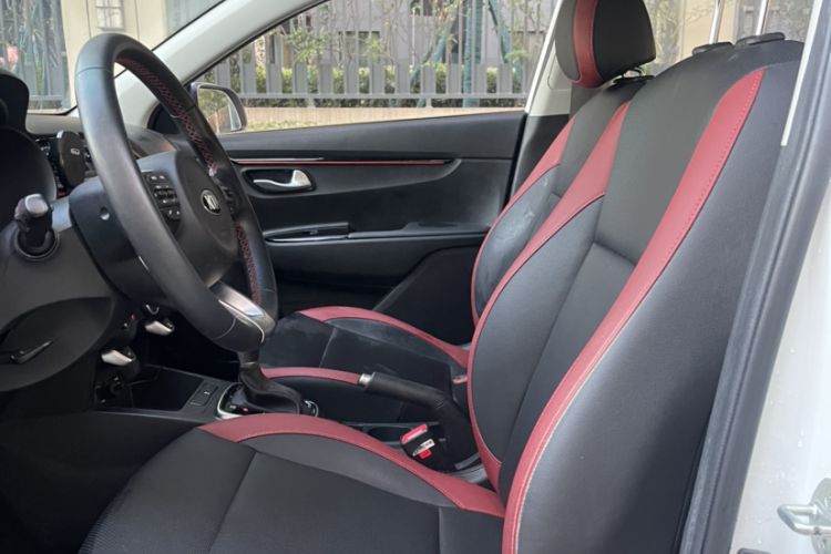 Used Kia KX Cross 2019 1.6L Automatic Dynamic Sunroof Version China VI Interior 1