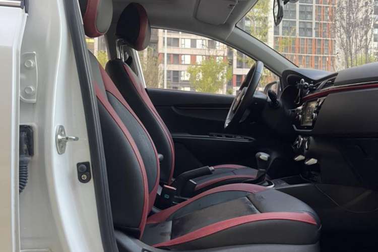 Used Kia KX Cross 2019 1.6L Automatic Dynamic Sunroof Version China VI Interior 8