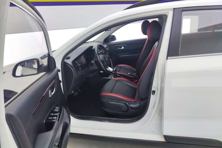 Used Kia KX Cross 2019 1.6L Automatic Dynamic Sunroof Version China VI Left Front Seat