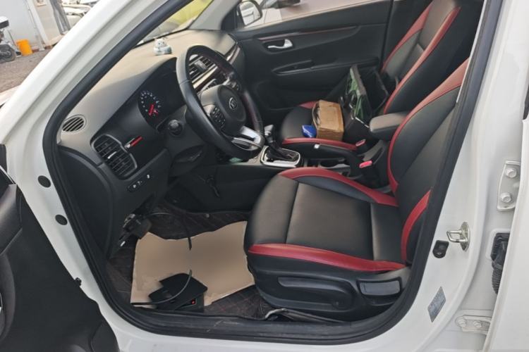 Used Kia KX Cross 2019 1.6L Automatic Dynamic Sunroof Version China VI Left Front Seat