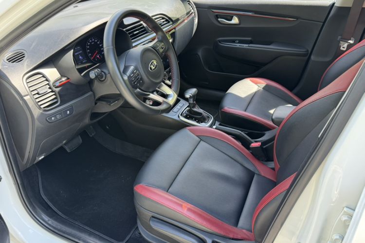 Used Kia KX Cross 2019 1.6L Automatic Dynamic Sunroof Version China VI Left Front Seat