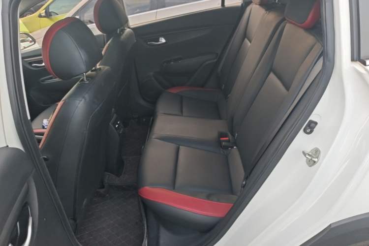 Used Kia KX Cross 2019 1.6L Automatic Dynamic Sunroof Version China VI Left Rear Seat