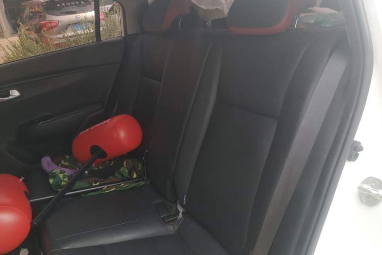 Used Kia KX Cross 2019 1.6L Automatic Dynamic Sunroof Version China VI Left Rear Seat