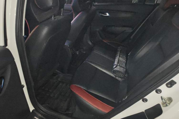 Used Kia KX Cross 2019 1.6L Automatic Dynamic Sunroof Version China VI Left Rear Seat