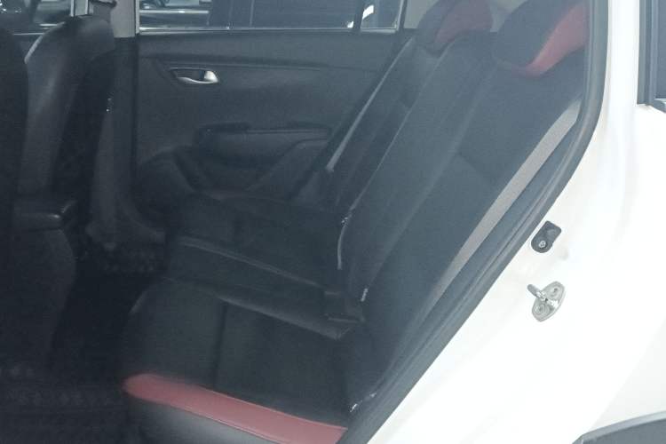 Used Kia KX Cross 2019 1.6L Automatic Dynamic Sunroof Version China VI Left Rear Seat