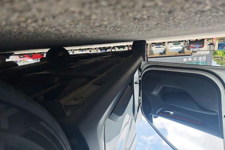 Used Kia KX Cross 2019 1.6L Automatic Dynamic Sunroof Version China VI Left Side Sill